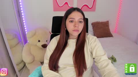  C A M I  online show from February 2025 12:00:02 AM