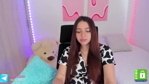  C A M I  online show from February 2025 09:25:01 PM