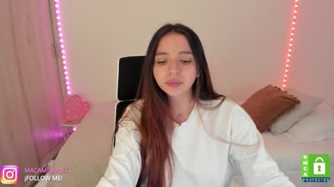  C A M I  online show from October 2025 02:10:01 AM