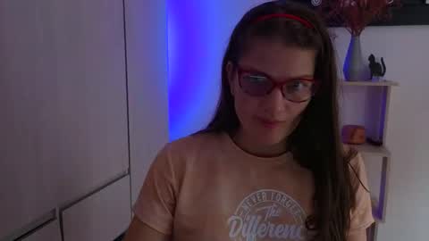 Camila ventura online show from November 2025 08:36:02 PM