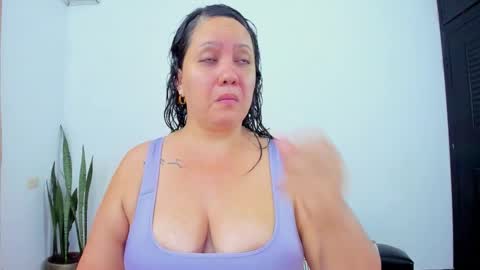 camilaa foxxx online show from March 2026 12:27:01 PM