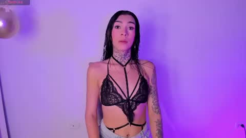 Snapshot of camilacoxx chatting on June 2026 03:56:01 AM online show from June 2026 03:56:01 AM