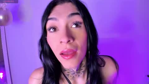 Snapshot of camilacoxx chatting on June 2026 04:35:02 AM online show from June 2026 04:35:02 AM
