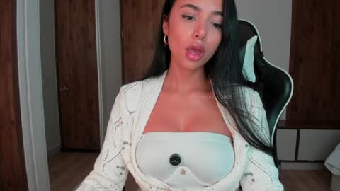 Camila online show from February 2026 08:14:02 PM