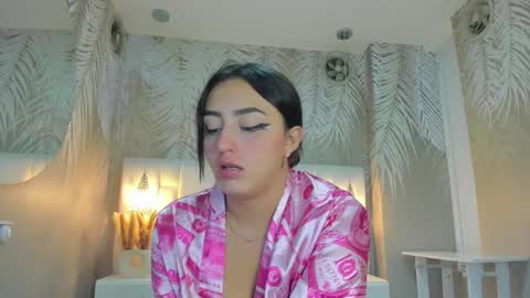 Camila  online show from December 2025 03:15:01 AM