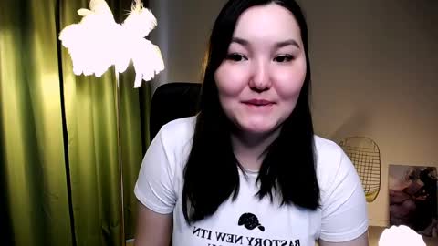 Snapshot of camilamartiez chatting on April 2026 11:49:02 AM camilamartiez online show from April 2026 11:49:02 AM