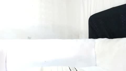 cami online show from November 2025 06:53:02 PM