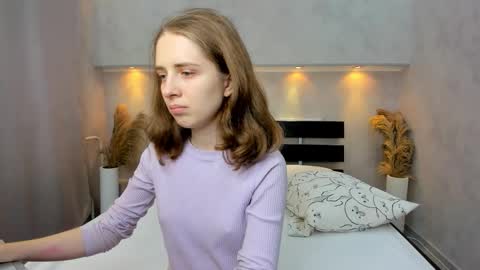 Camilla online show from October 2025 12:07:01 AM