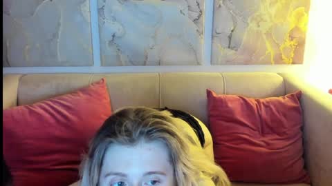 camilladreamer online show from April 2026 04:28:02 PM