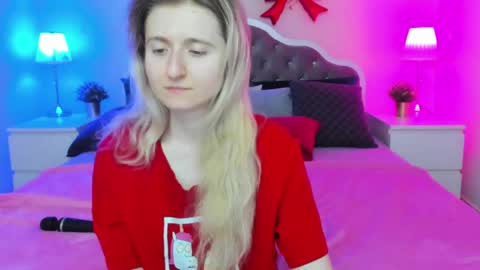 Snapshot of camilladreamer chatting on April 2026 01:14:02 AM camilladreamer online show from April 2026 01:14:02 AM