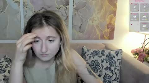 Snapshot of camilladreamer chatting on May 2026 10:32:02 AM camilladreamer online show from May 2026 10:32:02 AM
