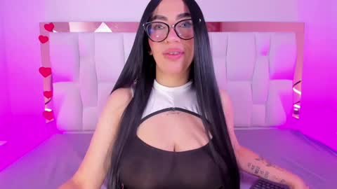 Snapshot of camille_juicy chatting on May 2026 12:56:01 PM Camille online show from May 2026 12:56:01 PM