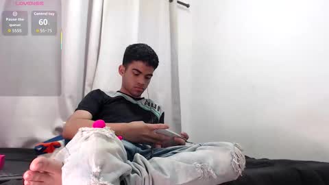 camillo_beischel_ online show from October 2025 06:59:01 PM