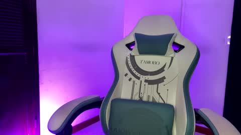 camilo_contre21 online show from January 2025 12:26:01 AM