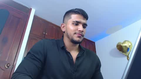 Snapshot of camilo_contre21 chatting on June 2026 07:58:02 PM camilo_contre21 online show from June 2026 07:58:02 PM