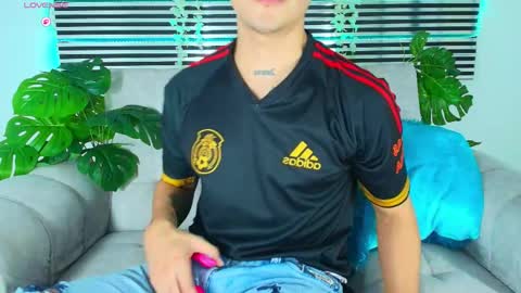 CAMILO online show from April 2026 08:21:01 PM