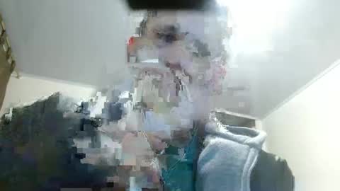 Snapshot of camiloking17 chatting on February 2025 01:02:02 AM camilo online show from February 2025 01:02:02 AM