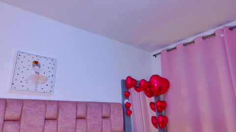 camiluxe online show from February 2026 08:27:01 PM