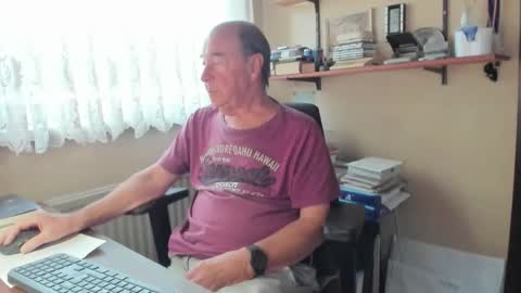 Snapshot of cammee chatting on November 2025 08:25:02 AM Cammee online show from November 2025 08:25:02 AM