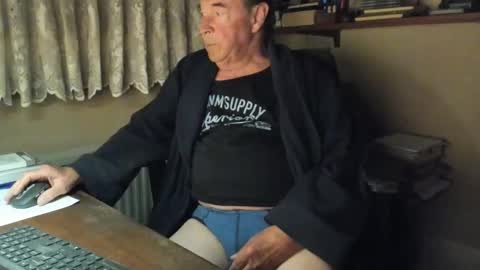 Snapshot of cammee chatting on April 2026 07:18:01 PM Cammee online show from April 2026 07:18:01 PM