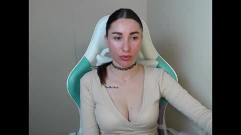 cammila horn online show from April 2026 05:41:02 AM