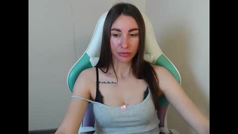 cammila horn online show from April 2026 05:54:02 AM