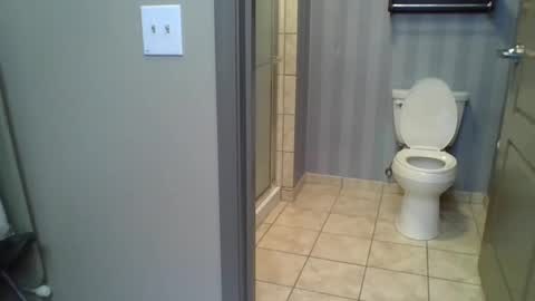 Snapshot of cammyman6900 chatting on January 2025 09:34:02 PM cammyman6900 online show from January 2025 09:34:02 PM