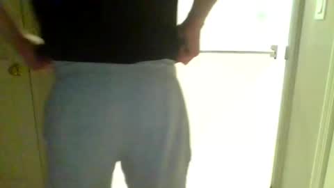 Snapshot of cammyman6900 chatting on January 2025 04:52:01 AM cammyman6900 online show from January 2025 04:52:01 AM