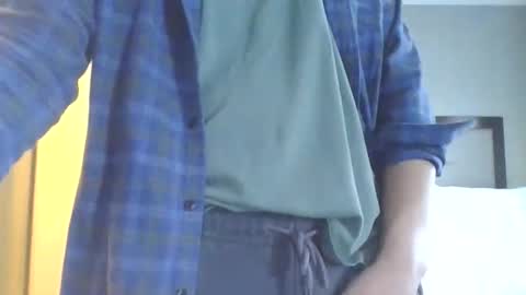 Snapshot of cammyman6900 chatting on November 2025 08:22:02 PM cammyman6900 online show from November 2025 08:22:02 PM