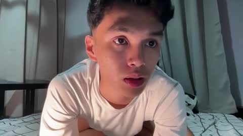 Ethan online show from October 2025 06:01:01 PM