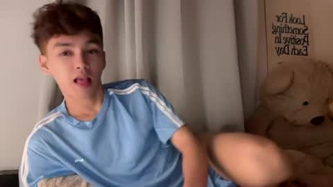 Snapshot of camwithethan chatting on July 2026 02:10:02 PM Ethan online show from July 2026 02:10:02 PM