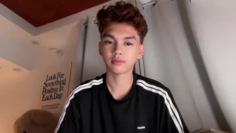 Snapshot of camwithethan chatting on July 2026 05:26:02 PM Ethan online show from July 2026 05:26:02 PM