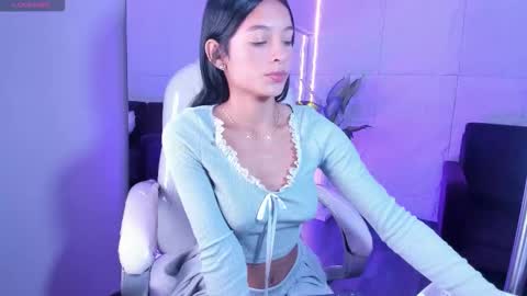 Camy online show from October 2025 11:44:01 AM