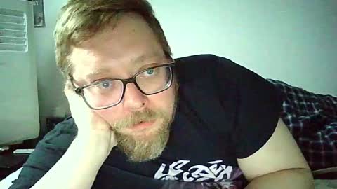 canadianbacon1985 online show from May 2026 11:22:02 PM