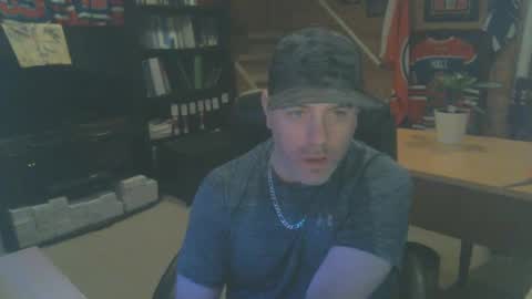 Snapshot of canadianboi6969 chatting on December 2024 08:11:02 AM CanadianBacon6969 online show from December 2024 08:11:02 AM