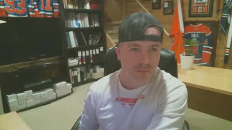 Snapshot of canadianboi6969 chatting on January 2025 06:52:01 AM CanadianBacon6969 online show from January 2025 06:52:01 AM
