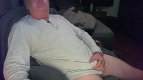 Snapshot of canamanxxx chatting on December 2025 02:35:01 PM canamanxxx online show from December 2025 02:35:01 PM