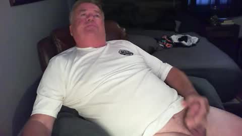 Snapshot of canamanxxx chatting on April 2026 07:01:02 PM canamanxxx online show from April 2026 07:01:02 PM