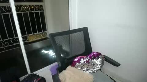 cumorsmooke online show from February 2025 04:22:01 AM