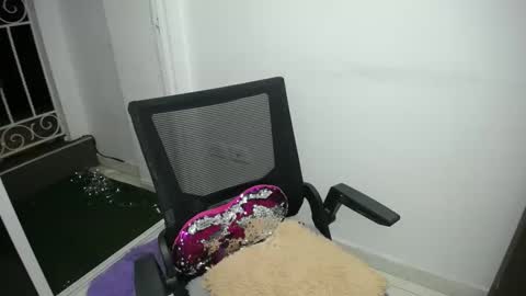 cumorsmooke online show from February 2025 05:51:02 AM