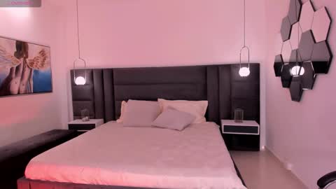 Snapshot of candaserussell chatting on October 2025 08:20:02 PM Candanse R online show from October 2025 08:20:02 PM