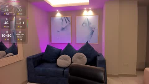 Snapshot of candaserussell chatting on November 2025 09:04:01 PM Candanse R online show from November 2025 09:04:01 PM