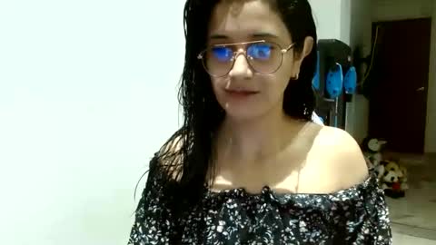 Snapshot of canddysexxx_ chatting on January 2025 12:35:02 AM Carolina online show from January 2025 12:35:02 AM