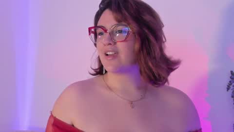 candelariia_ online show from March 2025 04:44:02 PM