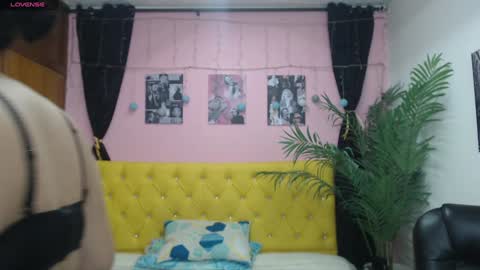 Candy  online show from December 2024 04:21:02 PM