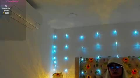 Candie  online show from March 2025 11:40:02 AM