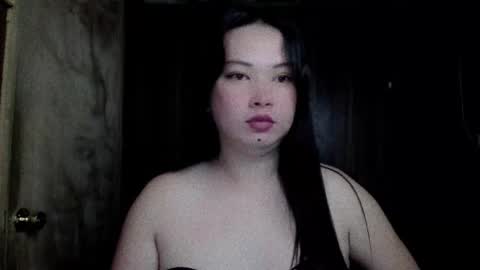 Snapshot of candiiice18 chatting on November 2025 02:57:01 AM candiiice18 online show from November 2025 02:57:01 AM