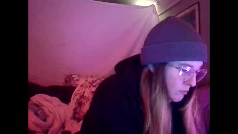 Candi online show from November 2025 09:19:02 AM