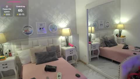 Snapshot of candy5girl chatting on December 2024 07:43:02 PM Candy online show from December 2024 07:43:02 PM