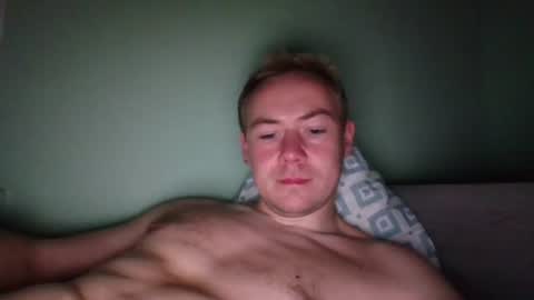 Snapshot of candy_boy_xoxo chatting on June 2026 03:04:02 PM candy_boy_xoxo online show from June 2026 03:04:02 PM